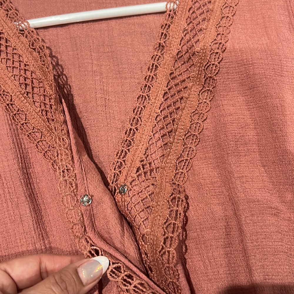Blouse - Picture 3 of 4